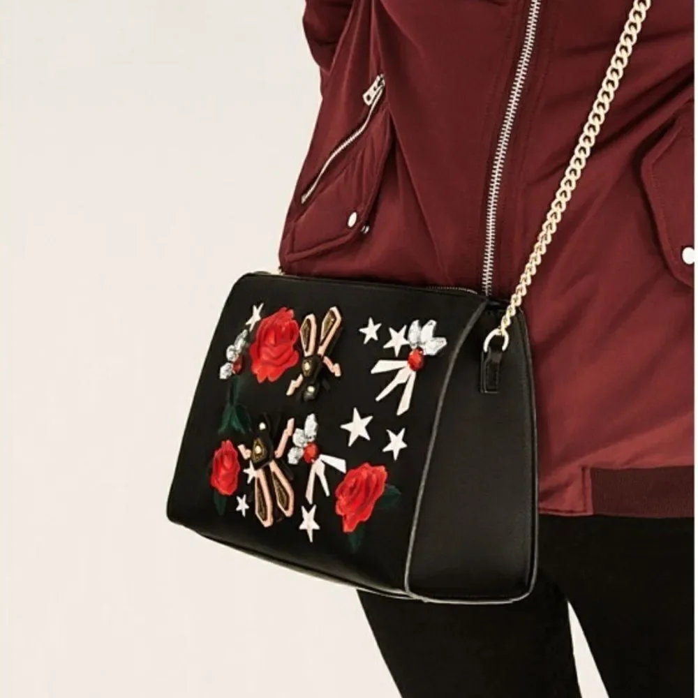 Zara Rose Embroidered Gold Chain Crossbody - Picture 10 of 10